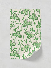 Load image into Gallery viewer, Clover 01