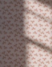 Load image into Gallery viewer, Clover 02